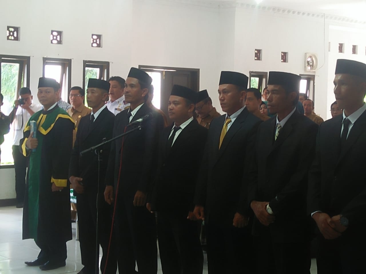 Bupati Gayo Lues Lantik Enam Pj Pengulu Kampung Persiapan