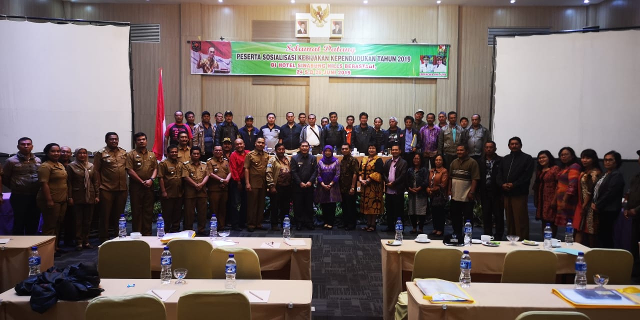 Bupati Karo buka sosialisasi kebijakan Kependudukan tahun 2019
