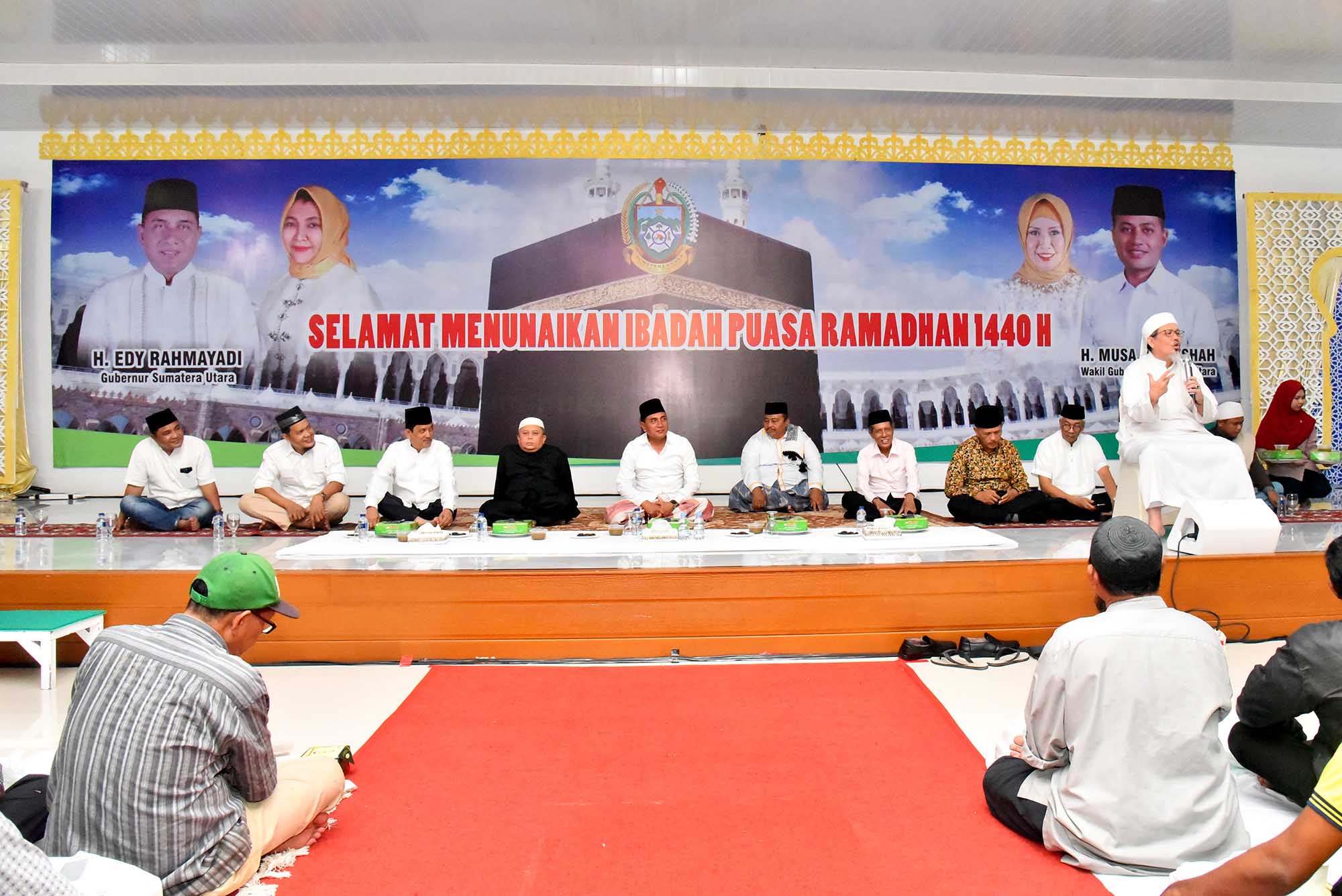 Buka Bersama Ribuan Abang Becak, Gubernur Sumut: Bangga Dengan yang Kalian Punya