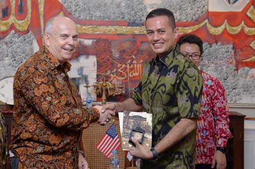 Wagub Terima Kunjungan Dubes AS,  Bahas Program Pertukaran Pendidikan