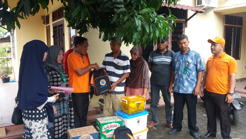 Pemkab Langkat Bantu 5 Warga Stabat Korban Kebakaran