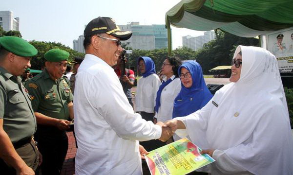 Akhyar Canangkan Bakti Sosial TNI-KKBPK-Kes Kota Medan