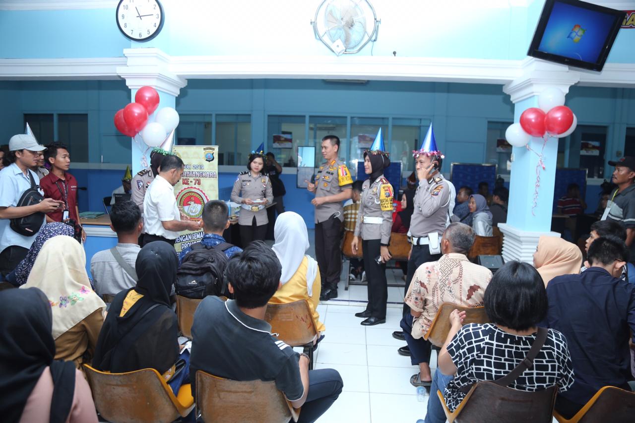Kapolrestabes Medan Layani Pengurusan SIM Gratis di HUT Bhayangkara Ke 73 Tahun 2019