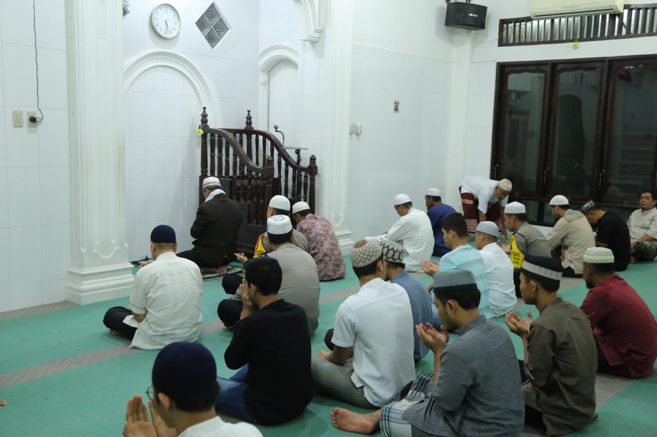 Kapolrestabes Medan, Sholat Subuh Berjamaah Untuk Mendekatkan Diri Kepada Allah SWT