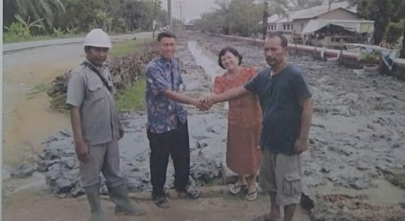 PT. Sinar Pandawa Cuci Parit, Komite dan Menejemen SMPN 1 Bilah Hilir Bersyukur