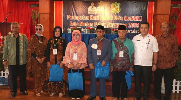 Pemko Medan Terus Berupaya Tingkatkan Kesejahteraan Sosial Warga Lansia