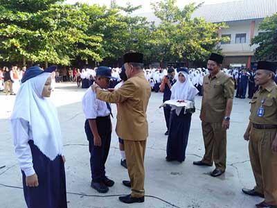 Pelajar  â€œTersopan dan Tersantunâ€ Diberi Hadiah Rp 1 Juta, Program Disdik T.Tinggi 2020