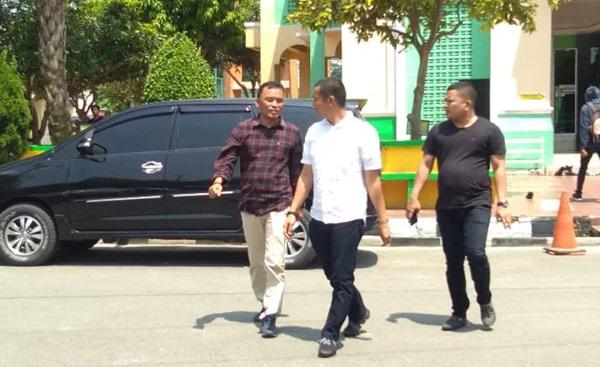 Terkait OTT BPKAD,Wali Kota Siantar Penuhi Panggilan PenyidikÂ 