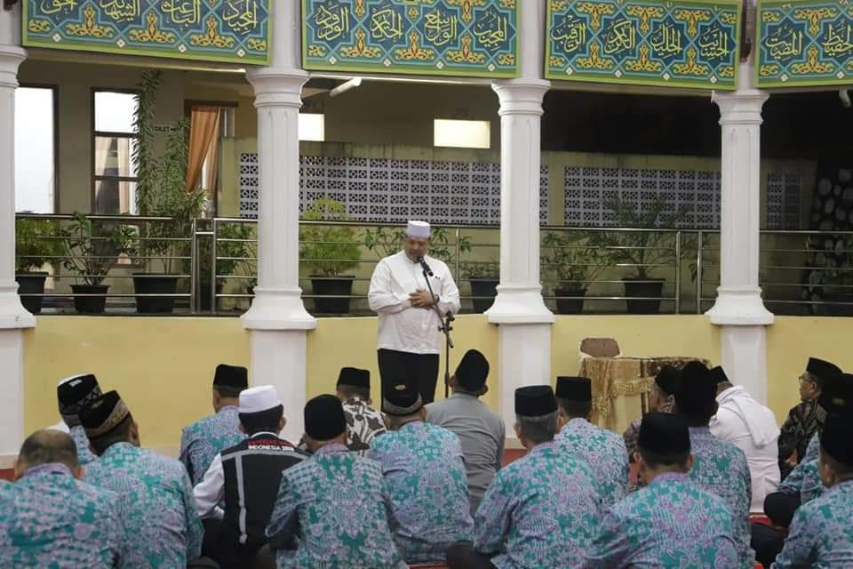 Wali Kota Solok Lepas Keberangkatan 125 JCH Kota Solok