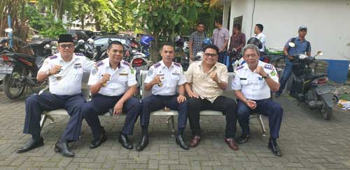 Dishub Medan Sembelih  7 Ekor Hewan Qurban, Iswar: Berbagi Kasih Sesama Lingkungan Kita