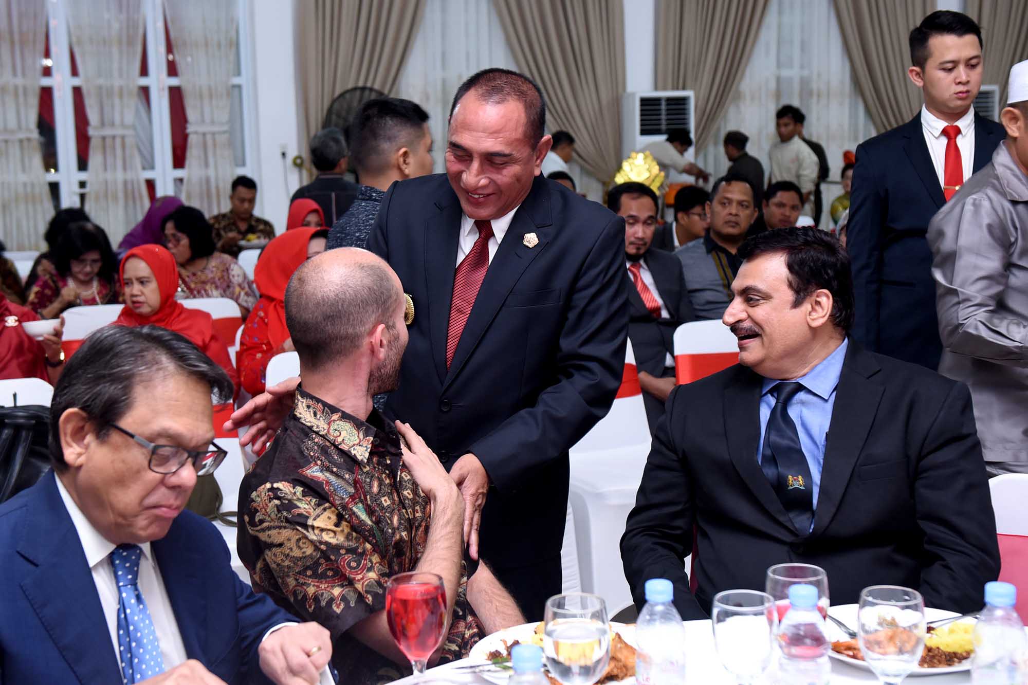 Peringatan HUT ke-74 RI,  Nagara Sahabat Nikmati Kemeriahan  Resepsi Kenegaraan Pemprov Sumut