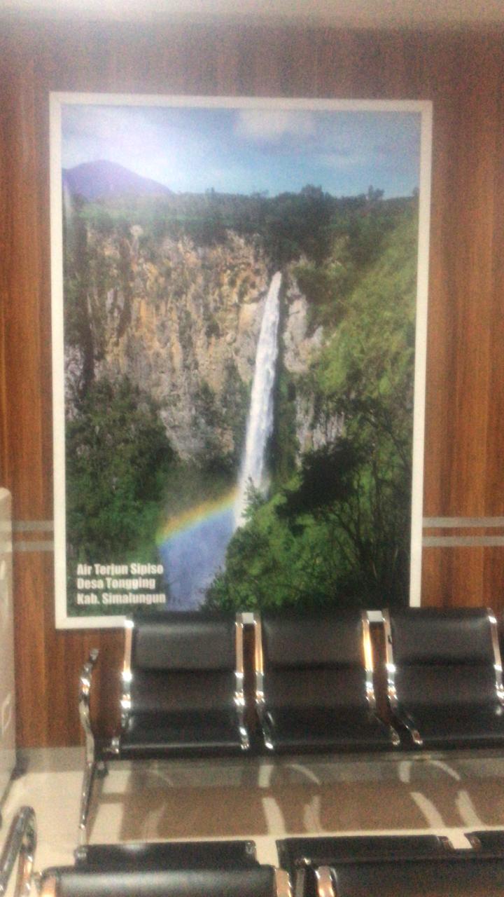 Angkasa Pura II Dinilai Teledor, Poster Penatapen Air Terjun Sipiso-piso Ditulis Masuk Wilayah Simalungun