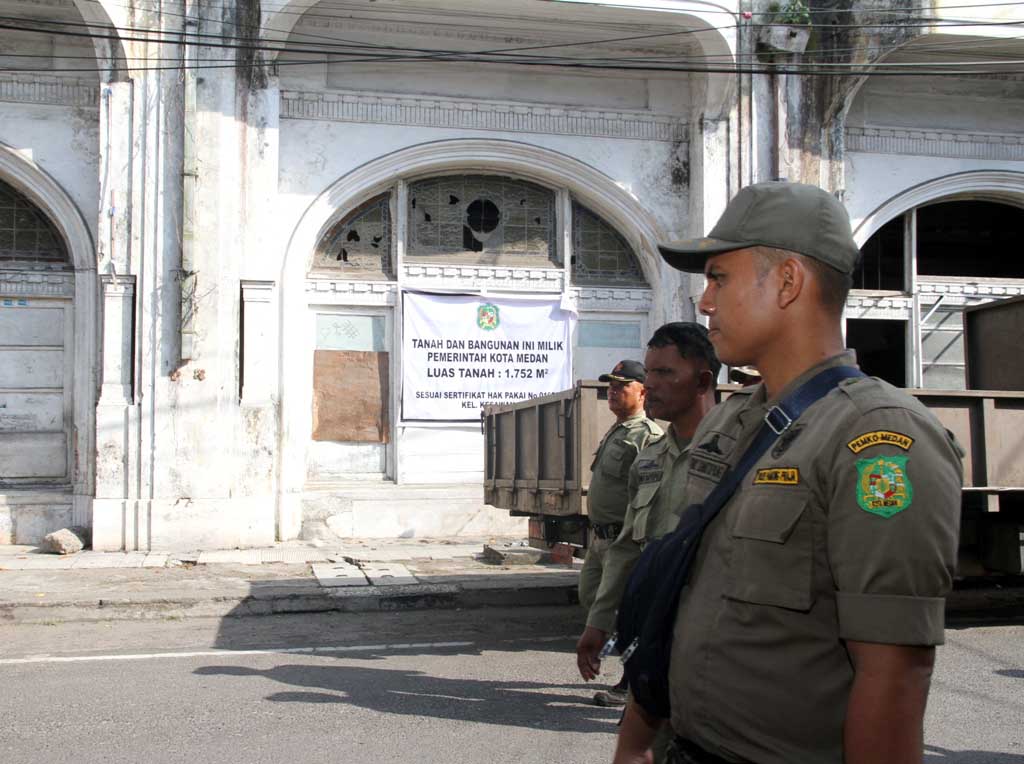 Penghuni Gedung Warenhuis Jalan Hindu Diultimatum 3 x 24 Jam Tinggalkan Lokasi