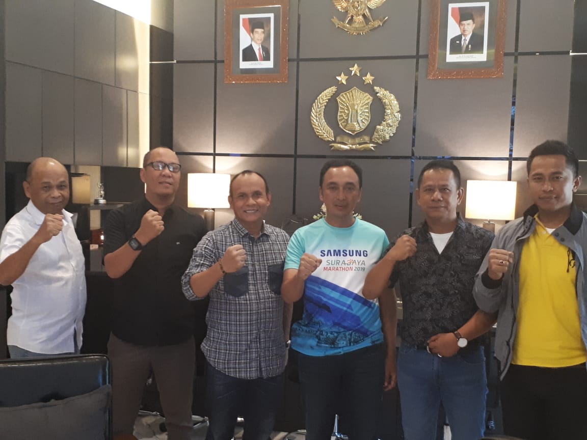 Kunjungan Ketua Pewarta Polrestabes Medan di Mapolrestabes Surabaya Disajikan Nasi Pecel dan Kopi