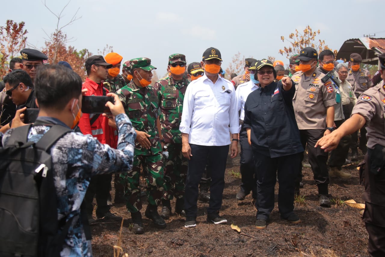 Tinjau Penanganan Karhulta, Menko Polhukam, Panglima TNI dan Kapolri Sambangi Kalimantan Tengah