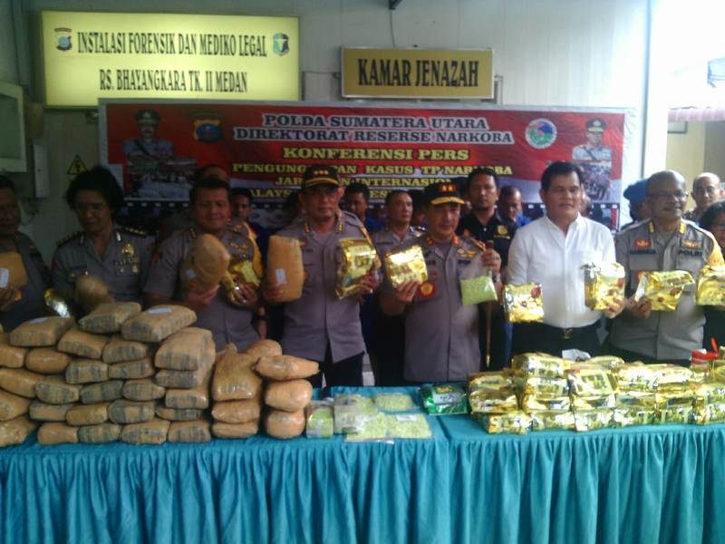 Dit Narkoba Polda Sumut Ringkus 8 TSK Pengedar Narkotika, 1 Ditembak, BB 73 Kg Shabu 70 Kg Ganja dan 5 Ribuan Ekstasi Diamankan