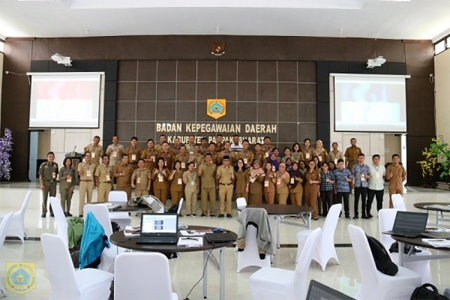 PENINGKATAN KETERAMPILAN TEKNOLOGI INFORMASI KABUPATEN PAKPAK BHARAT