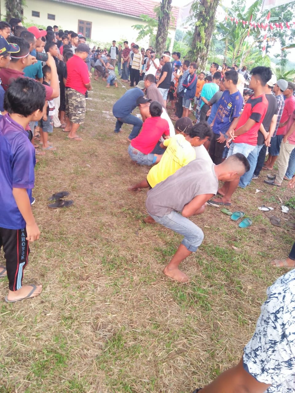 Timbang Lawan gelar aneka lomba tradisional