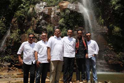 Wagub Terkesima oleh Keindahan  Air Terjun Simatutung