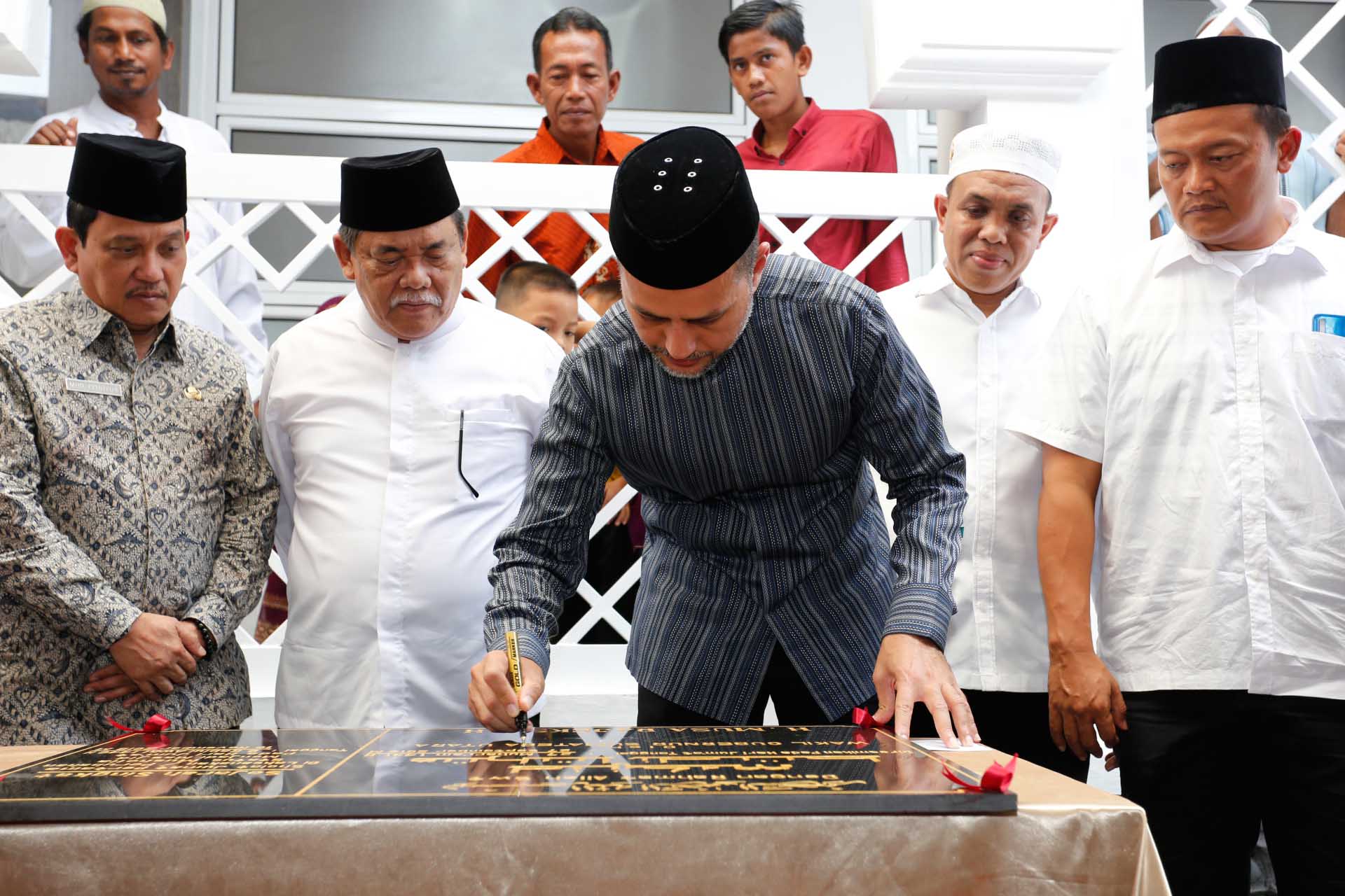 Wagub Musa Rajekshah Apresiasi Pembangunan Masjid Budi Luhur