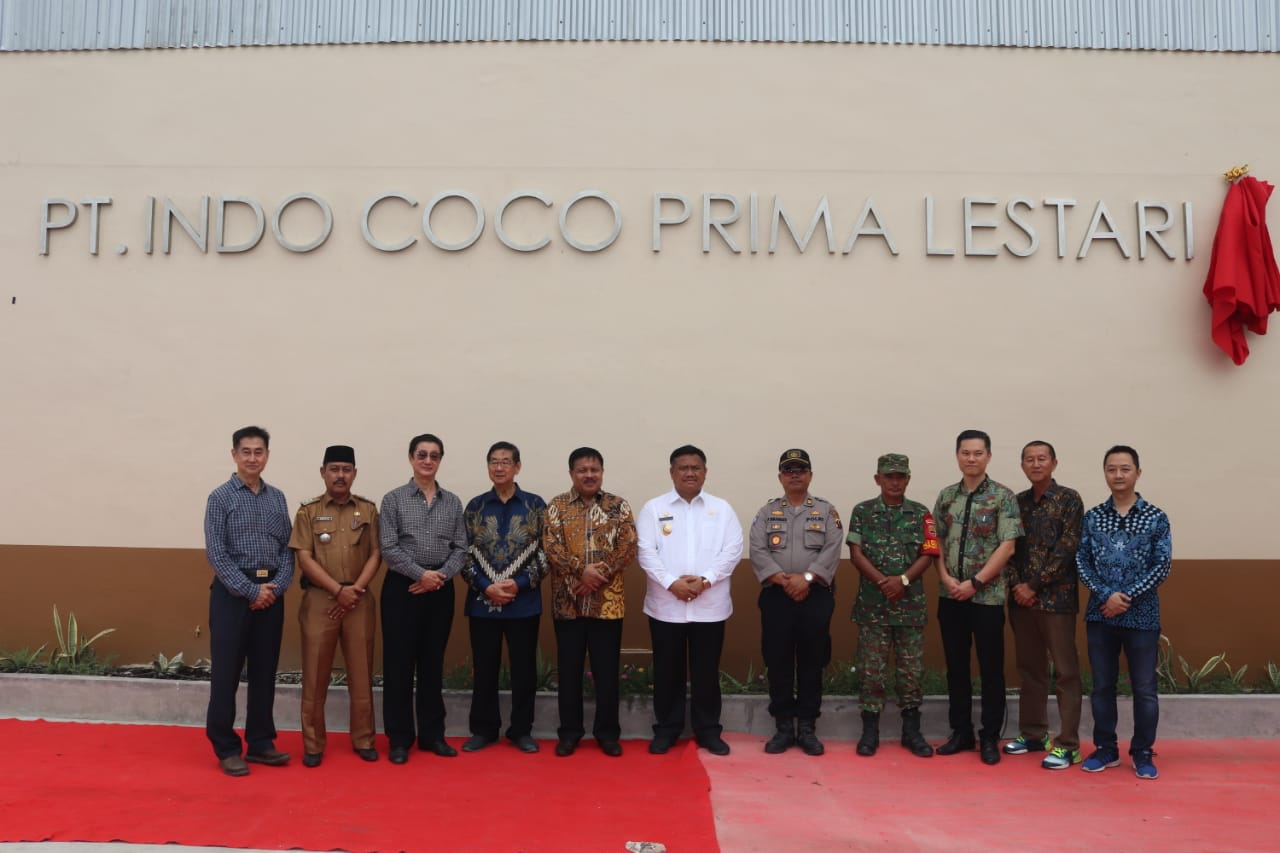 Bupati Resmikan Pabrik Santan Kelapa