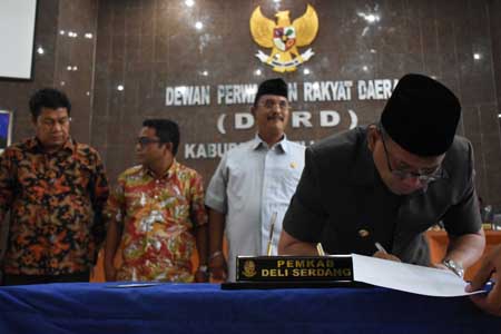 Dua Ranperda Disahkan DPRD Deli Serdang