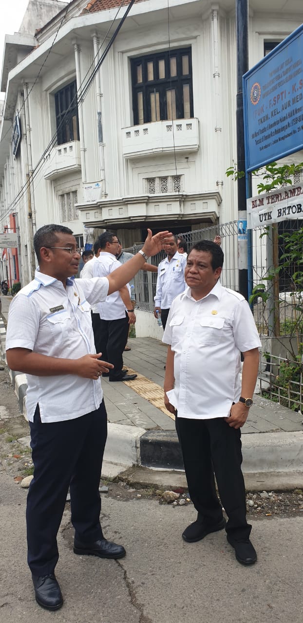 Bersama Tim OPD Lakukan Pengecekan Saluran Drainase, Sekda Medan: Kadis PU Jangan Main-main Atasi BanjirÂ 