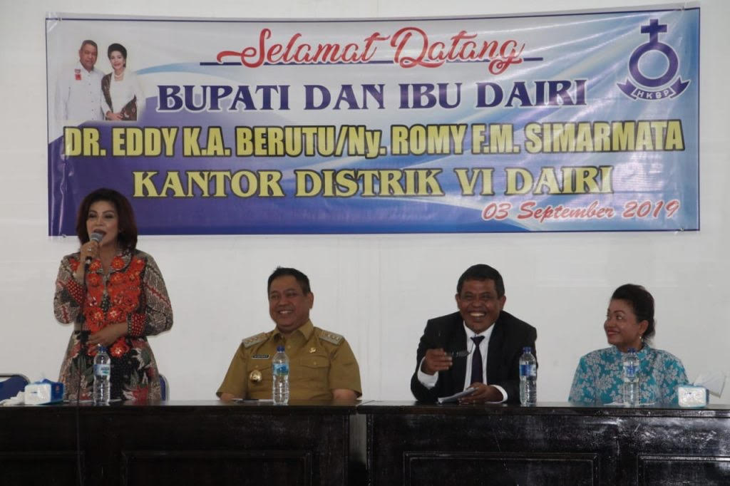 KUNJUNGAN KERJA DI HKBP DISTRIK VI DAIRI, BUPATI DAIRI PAPARKAN PROGRAM PEMBANGUNAN KABUPATEN DAIRI