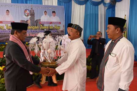 Pemkab DS Gelar Syukuran dan Tepung Tawar Pemulangan Haji