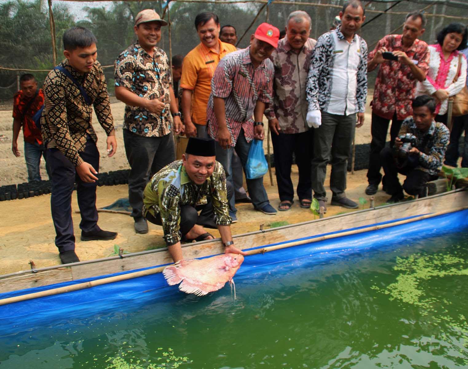 Temu Ramah Dengan Masyarakat, Plt Bupati Labuhanbatu Harapkan PetaniÂ  Berinovasi