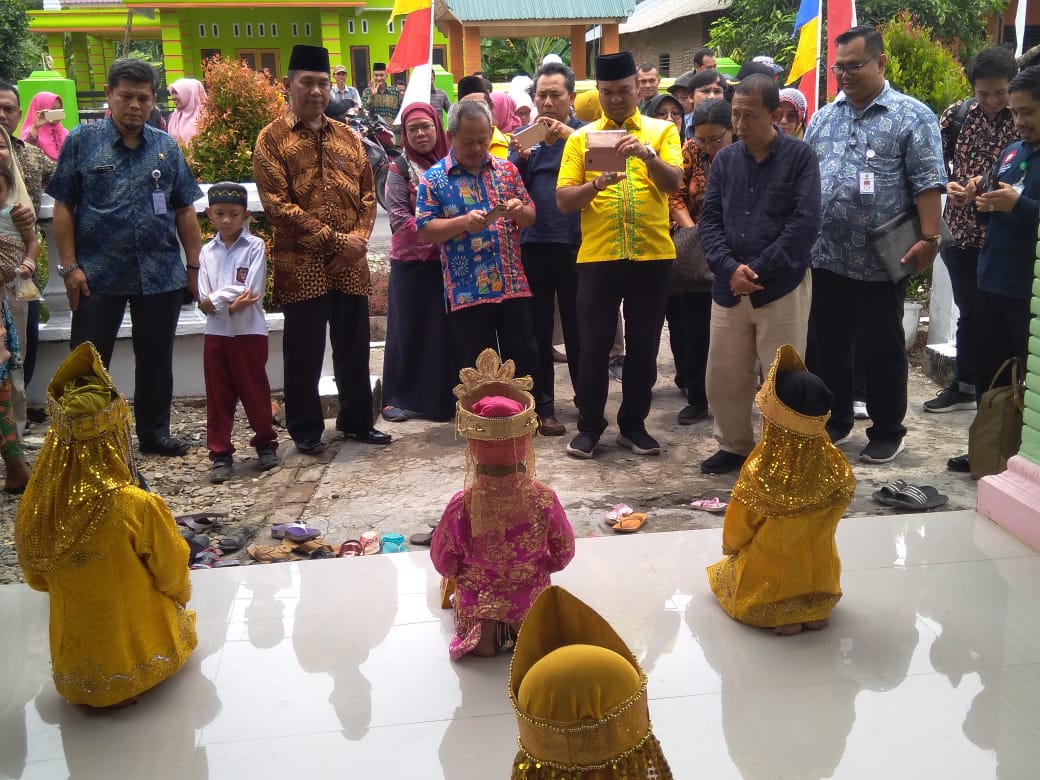 Tim Monev On Site Turun Langsung Ke Desa dan Puskesmas