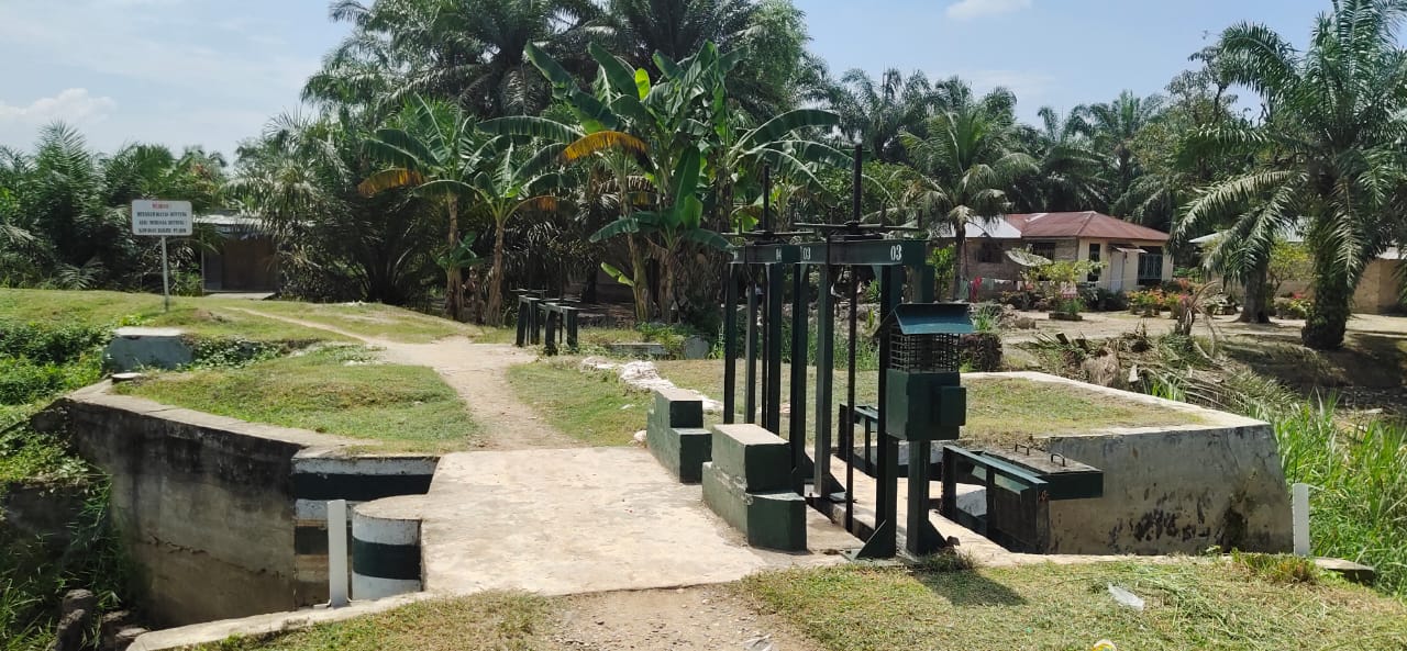 Warga Pulo Brayan Mengeluh, Pintu Klep PT Sembada Sennah Maju Halangi Aktivitas