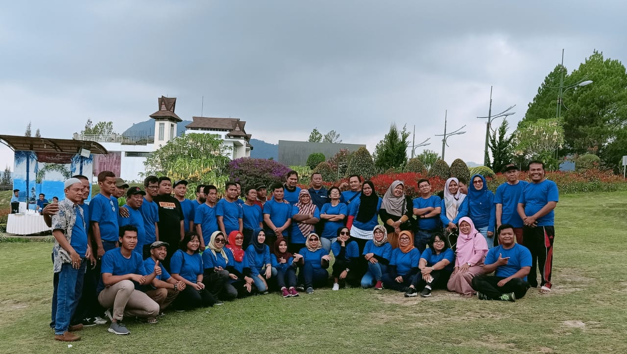 Outbound Wartawan BI Jalin Kebersamaan dan Team Work