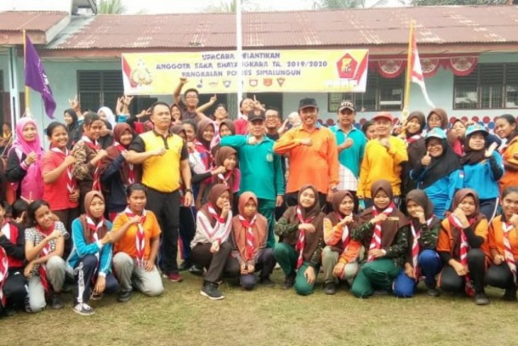 Wabup Simalungun Senam Bersama Pelajar SMP dan SMA