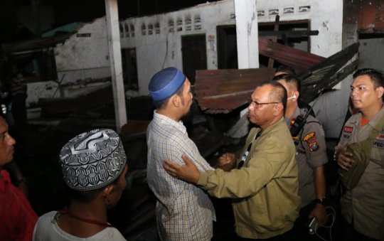 Akhyar Nasution Kunjungi Korban Kebakaran Jalan Sentosa Lama