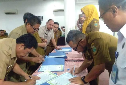 Kadis SDACKTR Sumut dan Staf Deklarasi Komitmen Bebas Narkoba