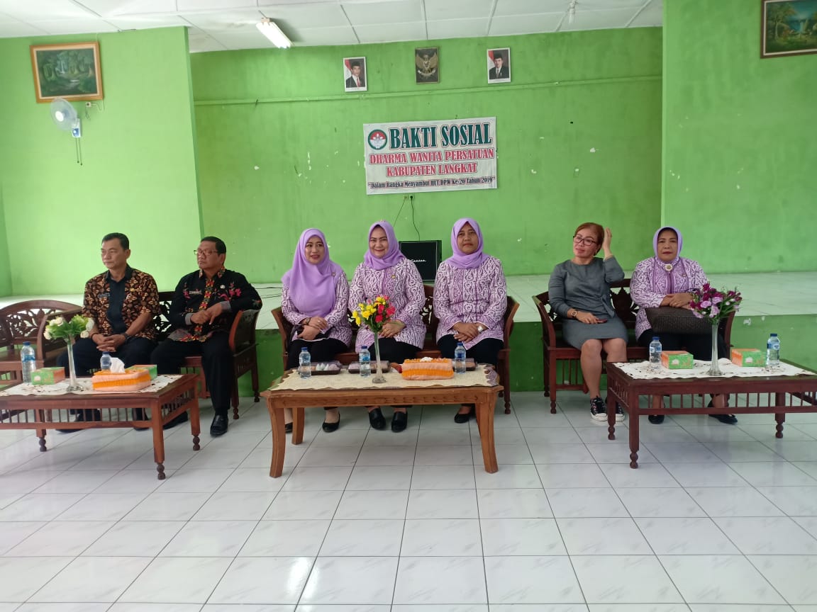 Sambut HUT ke 20, DWP Langkat Gelar Bakti Sosial