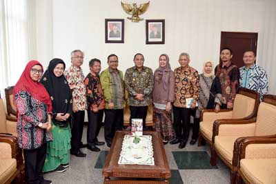 Gubernur Harapkan KAHMI Jadi Perekat Umat