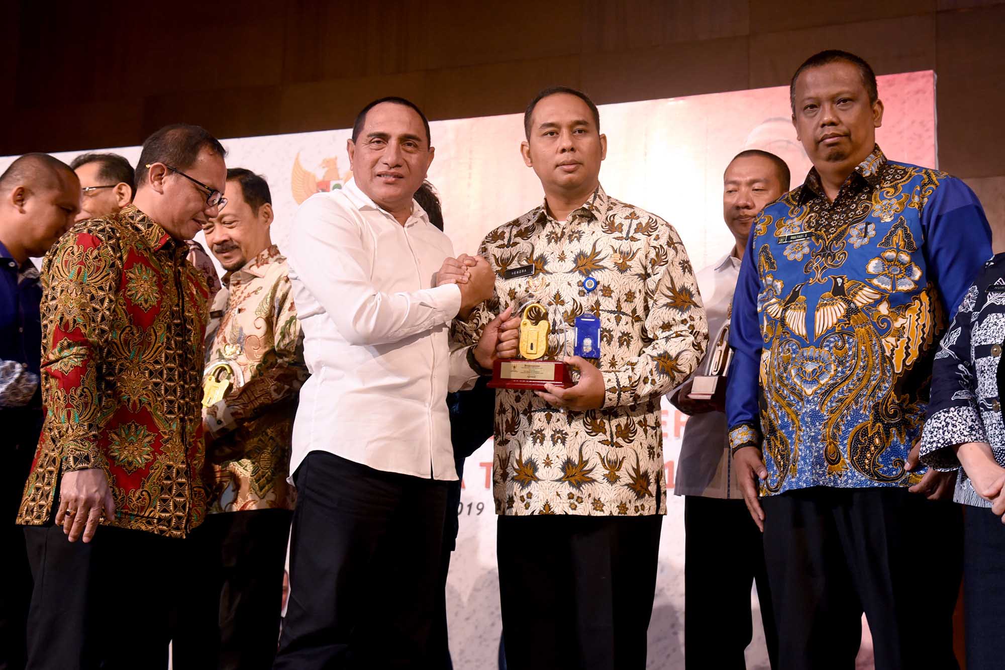 Edy Rahmayadi : Keterbukaan Informasi Akan Tingkatkan Investasi