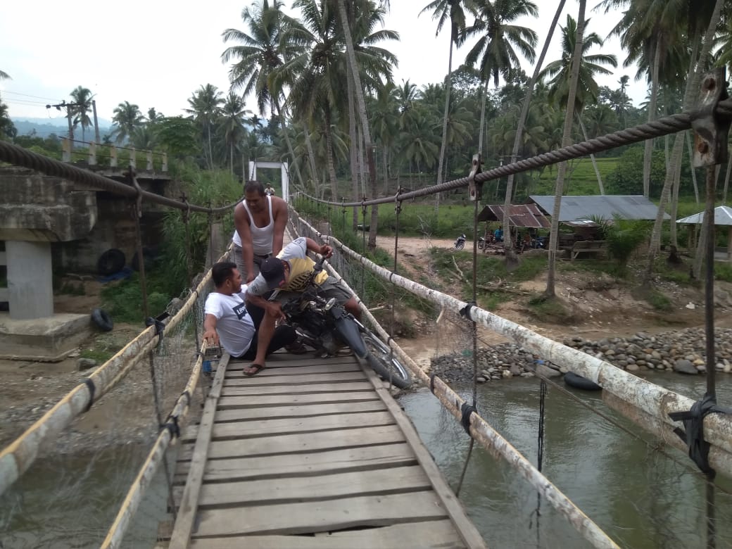 2000 KK di Tambangan Bertarung Nyawa Setiap Hari, Bupati Dahlan Tak Peduli