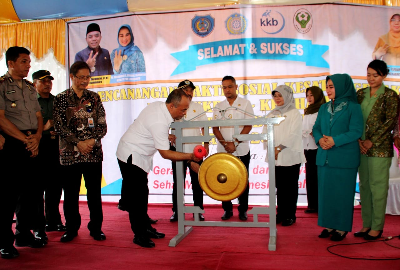 Bupati Canangkan Bakti Sosial Kesatuan Gerak PKK-KKBPK-Kesehatan Tahun 2019