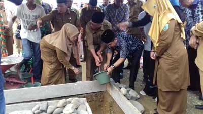 Kakanwil Kemenag Sumut Peletakan Batu Pertama Pembangunan Madrasah Terpadu