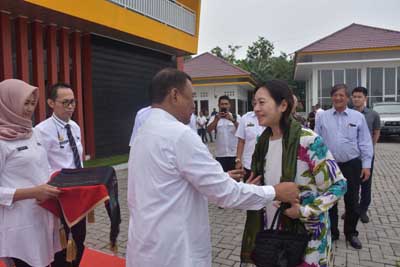 Konsulat Jenderal RRT Madam Qiu Wei Wei, Kagumi Produk Unggulan Deli Serdang