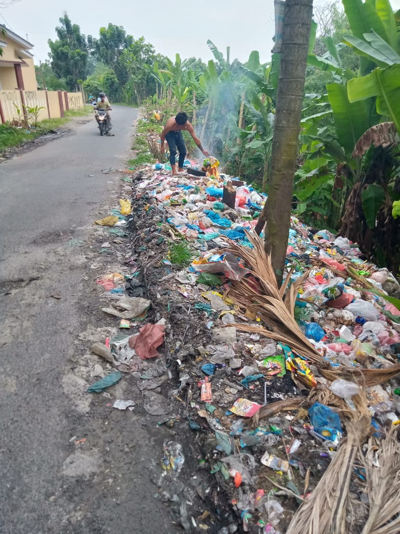 LSM LEPAS Apresiasi Pada Nenek NilaÂ  PeduliÂ  Sampah