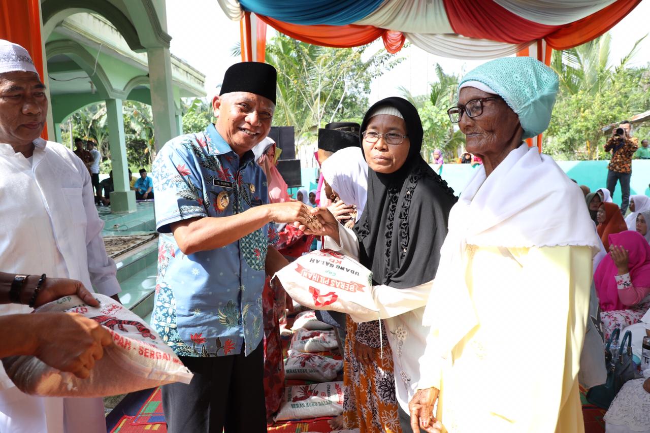 Pengajian Akbar di Masjid Al Annas BP.Mandoge Dihadiri Bupati dan Ketua TP PKK Asahan