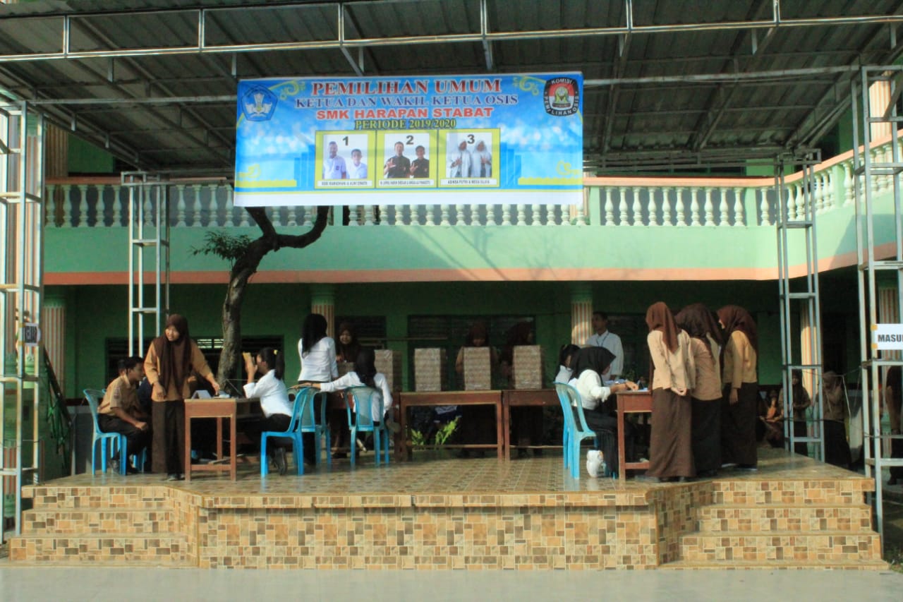 SMK Harapan Stabat Gelar Pemilu OSIS