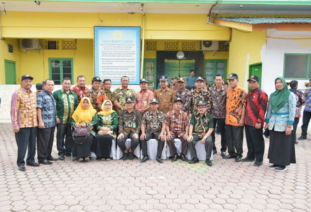 Masuki Masa Purna Bakti, Sekdakab Drs Hadi Winarno Pamit Dihari Terakhir Masa Tugas