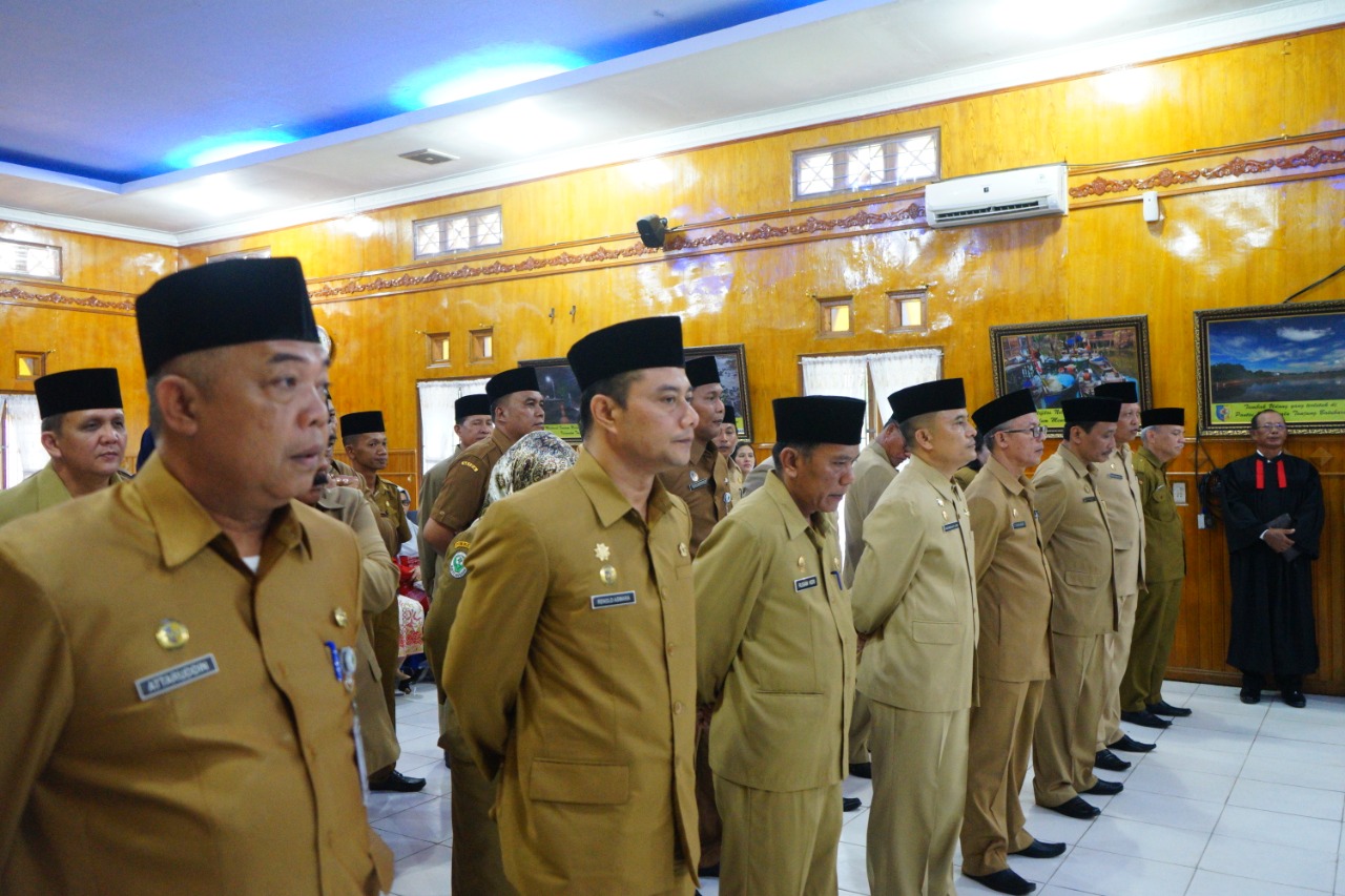 Bupati Batubara Zahir Lantik Pejabat Eselon II, III dan IV