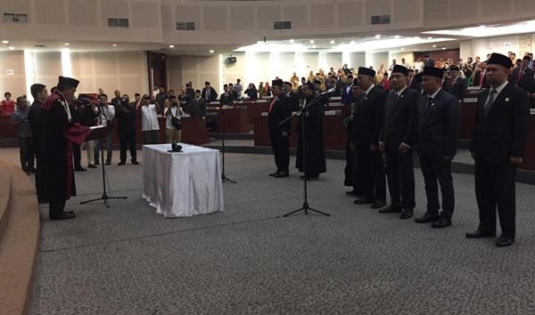 Lima Pimpinan DPRD Sumut Dilantik