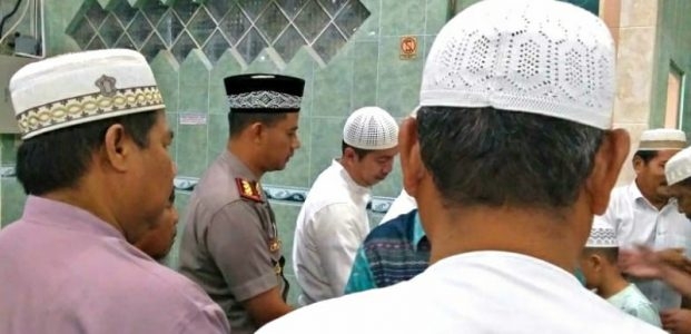 Sholat Subuh Berjamaah, Jadi Rutininitas Kapolres AKBP Agus Darojad,  SIK,  MH